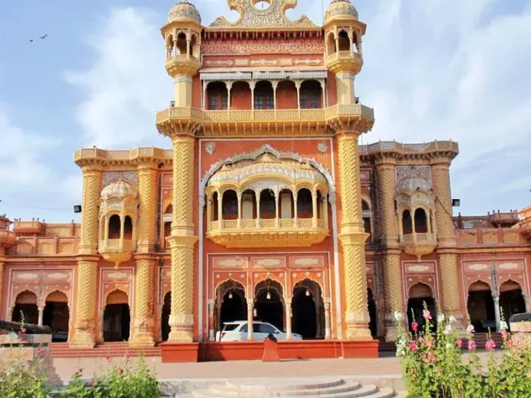 Faiz Mahal